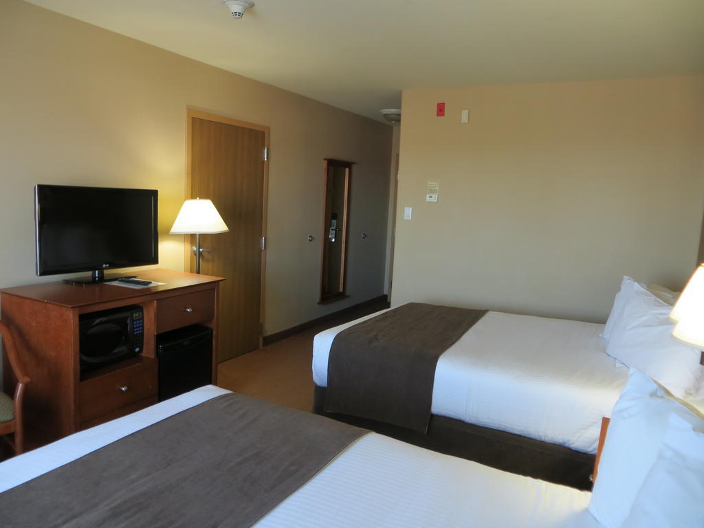 Hotel Super 8 By Wyndham St Johns San Juan de Terranova Exterior foto